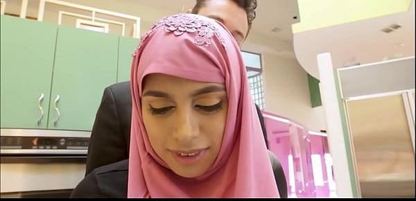  Muslim Teen Stepdaughter With Big Natural Tits Ella Knox Gets Her Strict Mom Back By Fucking Her Stepdad